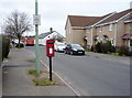 Elizabeth II postbox on Abbot Road