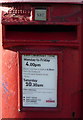 Detail, Elizabeth II postbox on Walsworth Road, Hitchin