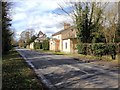 TQ6653 : Tonbridge Road, Mereworth by Chris Whippet