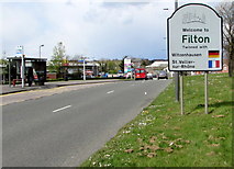 ST6178 : Welcome to Filton by Jaggery