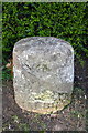 Milestone (Oxford 2 Banbury 20) beside Banbury Road