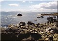 NM5320 : Intertidal rocks and boulders by Alan Reid