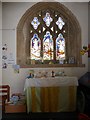 St Paul, Wokingham: altar (I)