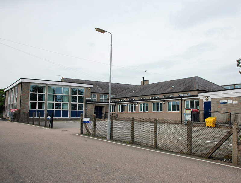 Fyvie Primary School © Bill Harrison :: Geograph Britain and Ireland