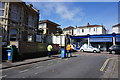 Bin day on Collingwood Road