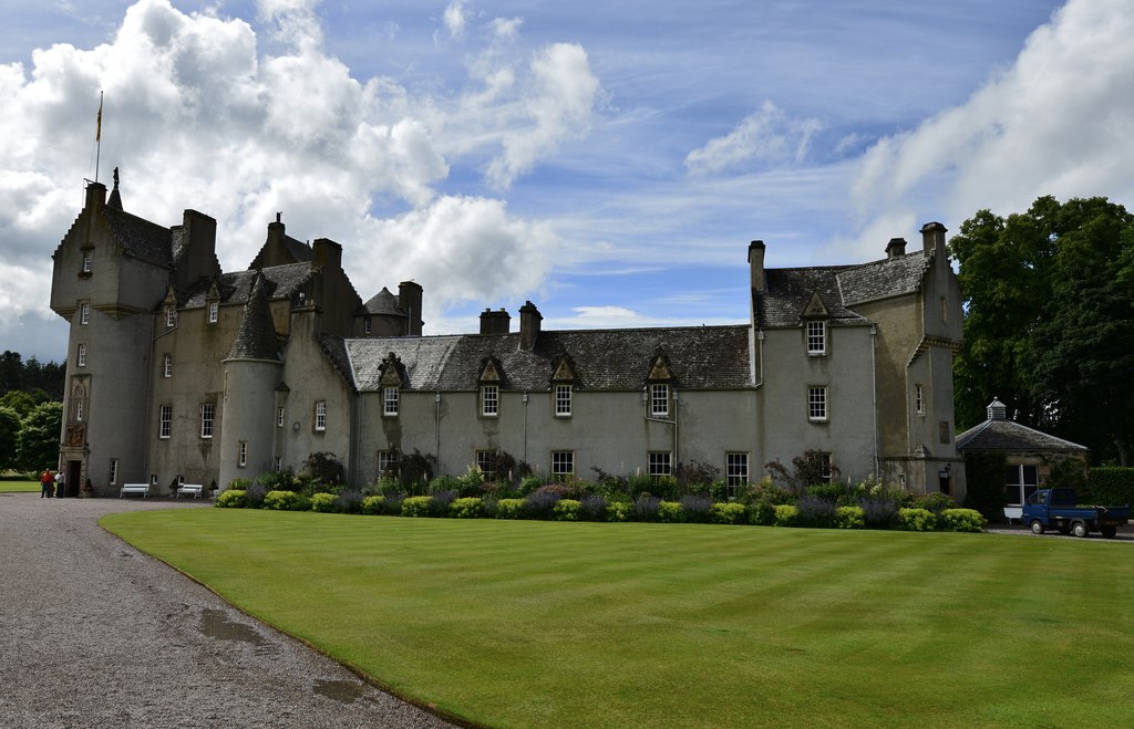 Ballindalloch Castle and Gardens © Michael Garlick :: Geograph Britain ...