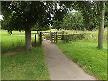 TL9877 : Entrance to Market Weston Village Green by Geographer