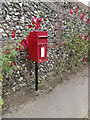 Ponds End Lane Postbox