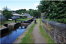SE1316 : Lock 5E, Huddersfield Narrow Canal by Ian S
