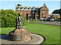 Statue of Elizabeth Crichton and the Holiday Inn hotel