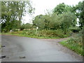 Farm track (footpath) off Riggs Lane