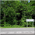 Directions sign, Ty Gwyn Way, Cwmbran