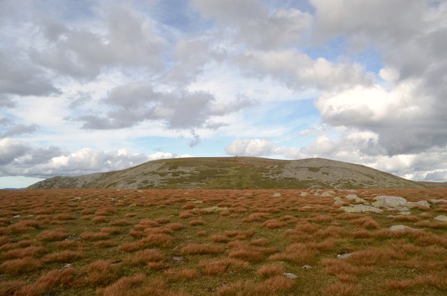 South Face of Lochnagar, Aberdeenshire High moorland (over 1km above sea level) to the south of Lochnagar.