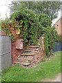 Steps and disused postbox at Apple Tree Barn