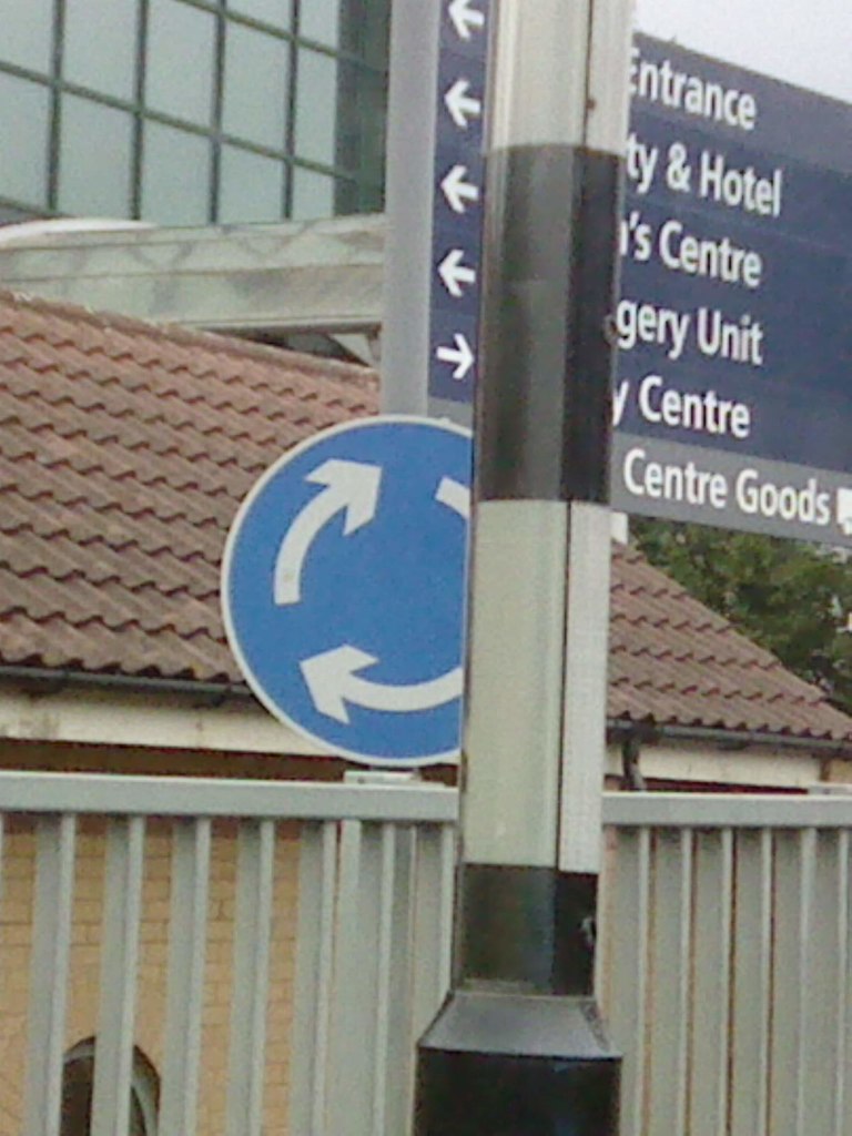 UK Mini Roundabout Sign Gary Geograph Britain And Ireland   5127595 8b1c3626 1024x1024 