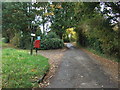 Elizabeth II postbox on Holmes Chapel Road