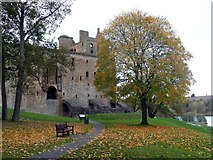 NT0077 : Linlithgow Palace by Graham Hogg