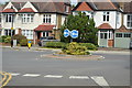 Roundabout, Woodside Avenue