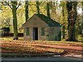 Bus shelter, Buckminster