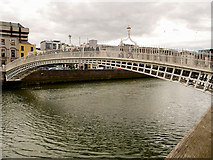O1534 : Ha'penny Bridge by David Dixon