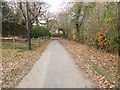 Footpath goes west to Kentstreet Lane