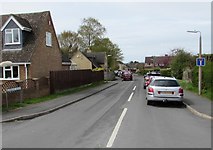 SP0937 : Bloxham Road, Broadway by Jaggery