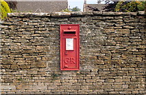 ST8082 : Wall Postbox, Station Rd, Badminton, Gloucestershire 2011 by Ray Bird