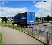 ST3487 : Owens articulated lorry on the A48 near Alway, Newport by Jaggery