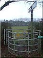 TL6759 : Kissing Gate by Keith Evans
