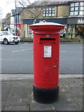 SE1147 : Elizabeth II postbox on The Grove, Ilkley by JThomas