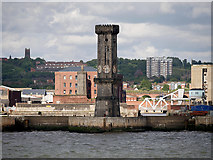 SJ3392 : River Mersey, Victoria Clock tower by David Dixon