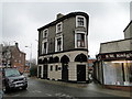 TM5593 : The 'Welcome' public house in London Road North by Adrian S Pye