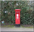 Elizabeth II postbox on Upper Eastern Green Lane, Upper Eastern Green