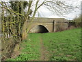 Footpath under Loftsome Bridge