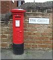 Edward VII postbox on Fox Grove, Basford