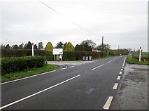 SE4035 : Staggered  crossroad  on  Barwick  Road by Martin Dawes