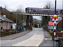 NN3825 : Train crossing the Glenbruar Viaduct by Thomas Nugent
