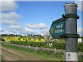 Public footpath to Cookham Dean