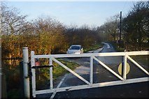 TA0881 : Level crossing gate, Station Rd by N Chadwick