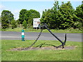 J1506 : Chained anchor at the Giles Quay road junction on the R173 by Eric Jones