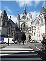 TQ3181 : Royal Courts of Justice, Strand by David Hillas