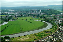 NS8095 : The River Forth below the Wallace Monument by Mike Pennington