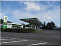 TL4947 : Petrol station on the A505, Pampisford by David Howard