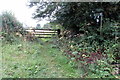 Footpath to Home Farm