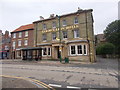 Golden Lion - High Street