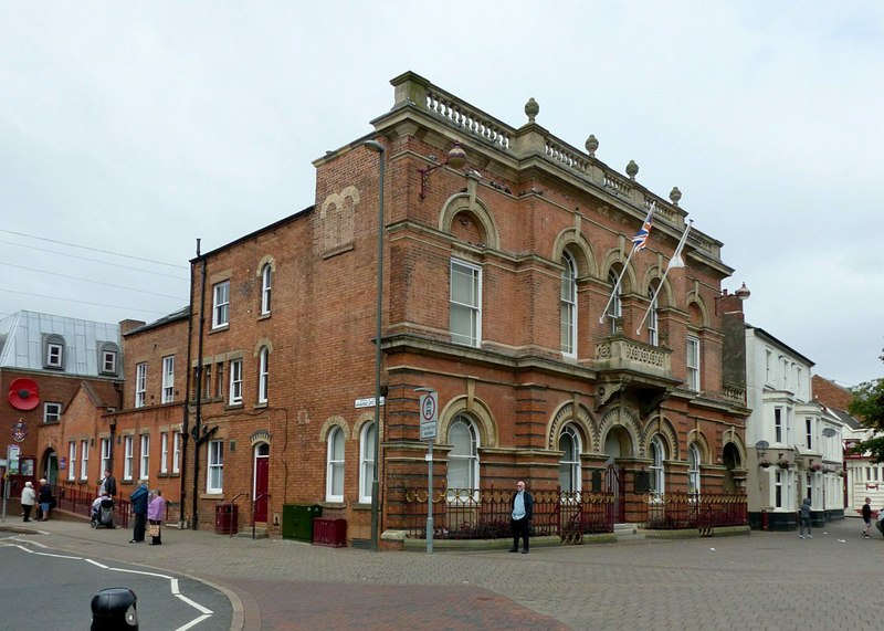 Ilkeston Town Hall © Alan Murray-Rust :: Geograph Britain and Ireland