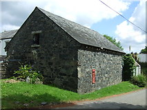 SW7116 : Stone building, Tresaddern by JThomas