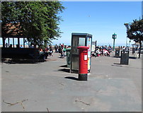 SS9746 : King George V pillarbox and BT phonebox, Minehead by Jaggery