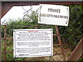 SP9500 : Notices on Gate nears Fullers Close, Chesham by David Hillas