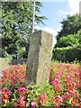 Milestone, Llandeilo b)